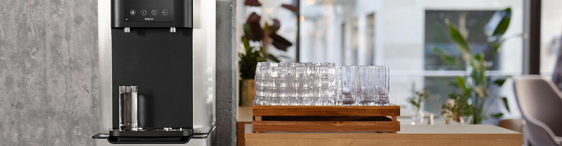 Top Pro Floorstanding empty 1920x500